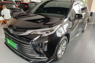 丰田 赛那SIENNA 2024款 2.5L混动 四驱尊贵版