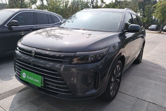 鸿蒙智行 问界M7 2022款 1.5T 四驱豪华版