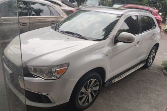 三菱 劲炫ASX 2018款 2.0L CVT两驱尊享版