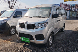 金杯 小海狮X30 2024款 1.5L 冠军型客车 5/6/7座