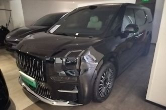 极氪009 2024款 六座行政版四驱 108kWh