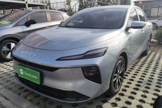 荣威D6 2025款 450km 尊享版