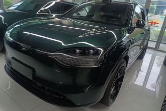 鸿蒙智行 问界M9 2025款 增程 Ultra版 52kWh 6座版 (192线激光雷达）