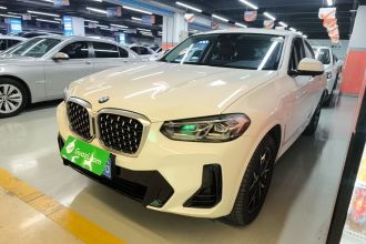 宝马X4 2022款 xDrive 25i M运动套装