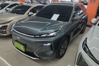 吉利银河 银河星舰7 EM-i 2025款 120km 探索+版
