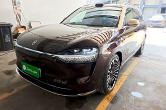 鸿蒙智行 问界M9 2025款 增程 Ultra版 52kWh 6座版 (192线激光雷达）