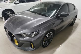 广汽传祺 影豹 2023款 270T DCT J11版