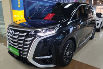 腾势D9 2025款 DM-i 智驾版 1020 四驱尊享型