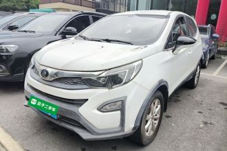 比亚迪 元 2017款 1.5L 自动酷炫时尚型