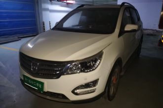 宝骏560 2015款 1.8L 手动豪华型