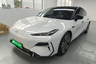 吉利银河 银河E8 2024款 665km 后驱星舰 远航版