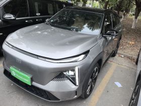 吉利银河 银河L7 2024款 1.5T 115km 星舰 龙腾版