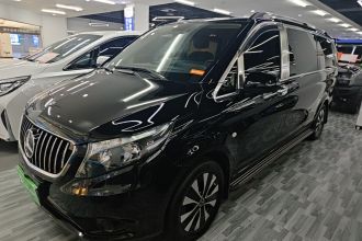 奔驰 威霆 2021款 2.0T 精英版 7座