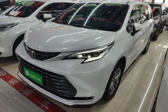 丰田 赛那SIENNA 2024款 2.5L混动 四驱尊贵版