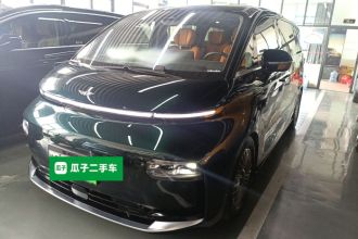 吉利银河 翼真L380 2025款 805km旗舰版四驱