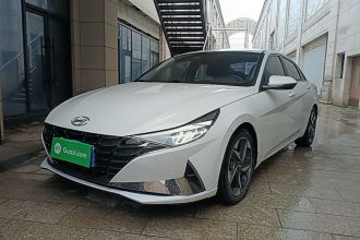 现代 伊兰特 2021款 1.5L CVT LUX尊贵版