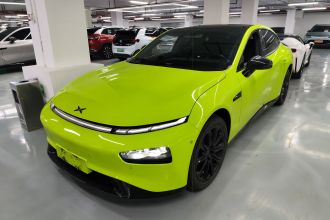 小鹏P7 2021款 670E鹏翼版