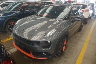 领克02 2021款 2.0TD 自动两驱耀 冠军版