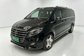 奔驰V级 2024款 V 300 L 长轴距豪华版