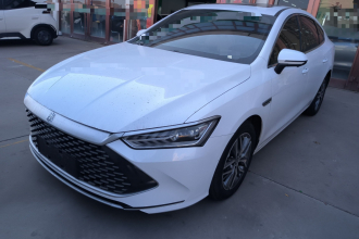 比亚迪 秦PLUS 2023款 冠军版 DM-i 55KM超越型