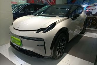 极氪X 2025款 四座后驱魔方版