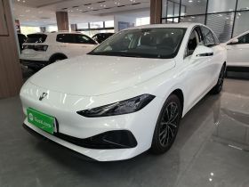 荣威D7 2025款 DMH 125km 世界冠军版