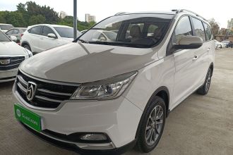 宝骏730 2021款 1.5T CVT时尚型 7座