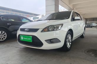 福特 福克斯 2013款 两厢经典 1.8L 自动基本型