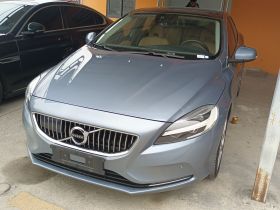 沃尔沃V40 2018款 T3 智雅版