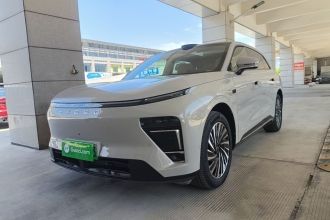 星途 星纪元 ET 2024款 增程 240 Ultra四驱