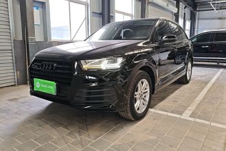 奥迪Q7 2018款 40 TFSI 舒适型