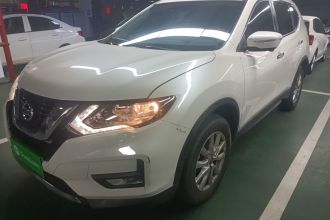 日产 奇骏 2022款 2.0L 两驱智联舒享版
