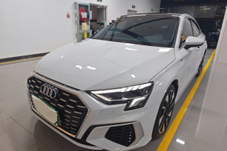 奥迪A3 2022款 A3L Limousine 35 TFSI 时尚运动型