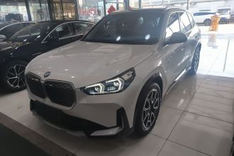 宝马iX1 2023款 xDrive30L X设计套装