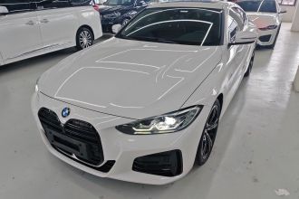 宝马4系 2022款 425i M运动套装