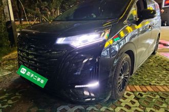 腾势D9 2024款 DM-i 980 四驱尊荣型