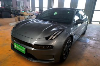 极氪001 2022款 长续航双电机 WE版