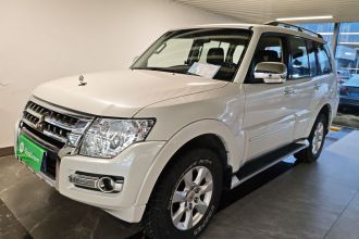 三菱 帕杰罗（平行进口） 