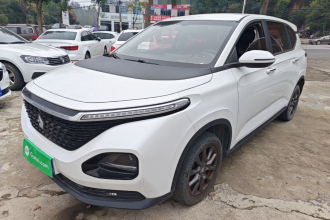 宝骏RM-5 2019款 1.5L 手动24小时在线精英型 5座