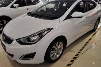 现代 朗动 2016款 1.6L 自动尊贵型