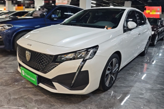 标致408 2022款 1.6T 追光版