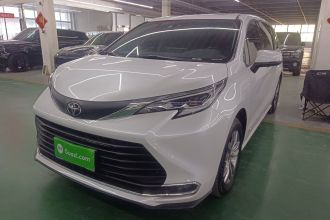 丰田 赛那SIENNA 2024款 2.5L混动 舒适版
