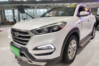 现代 途胜 2018款 1.6T 双离合两驱15周年特别版