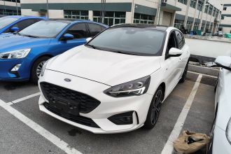 福特 福克斯 2021款 两厢 EcoBoost 180 自动ST Line