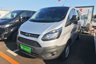 福特 全顺 2019款 2.0T汽油自动多功能商用车短轴低顶6座国VI