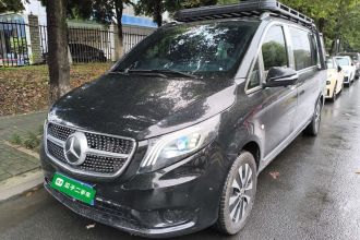 奔驰 威霆 2023款 2.0T 精英版 7座