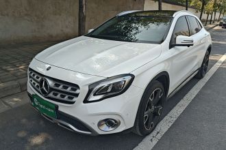 奔驰GLA 2017款 GLA 220 4MATIC 时尚型