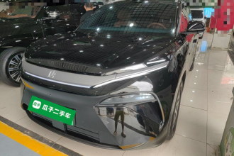 比亚迪 唐L 2025款 EV 670KM激光雷达尊享型