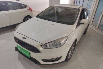 福特 福克斯 2015款 两厢 1.6L 手动风尚型