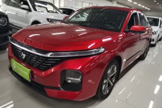 宝骏RC-5 2020款 1.5T CVT智耀旗舰型